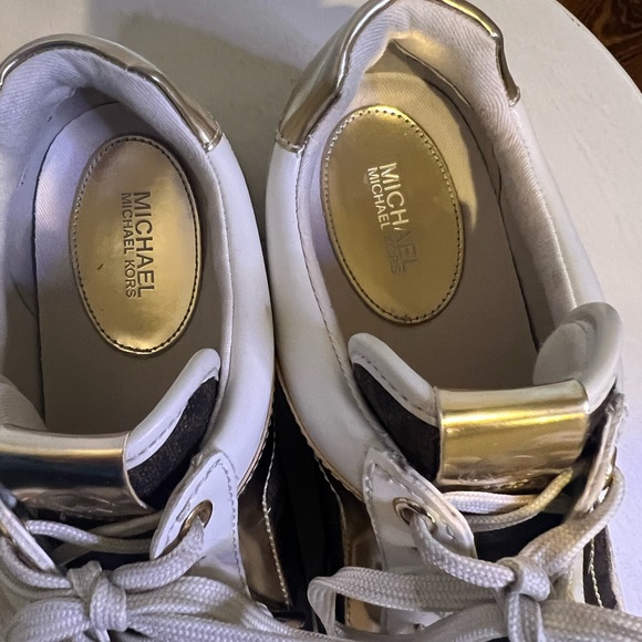 Michael Kors Maddy Two Tone Logo Trainer Natural 7.5 M - Picture 5 of 7